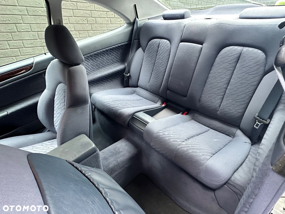 Mercedes-Benz CLK - 20
