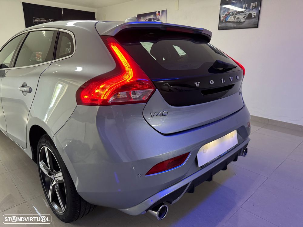 Volvo V40 1.5 T3 Sport Edition Plus Geartronic - 34