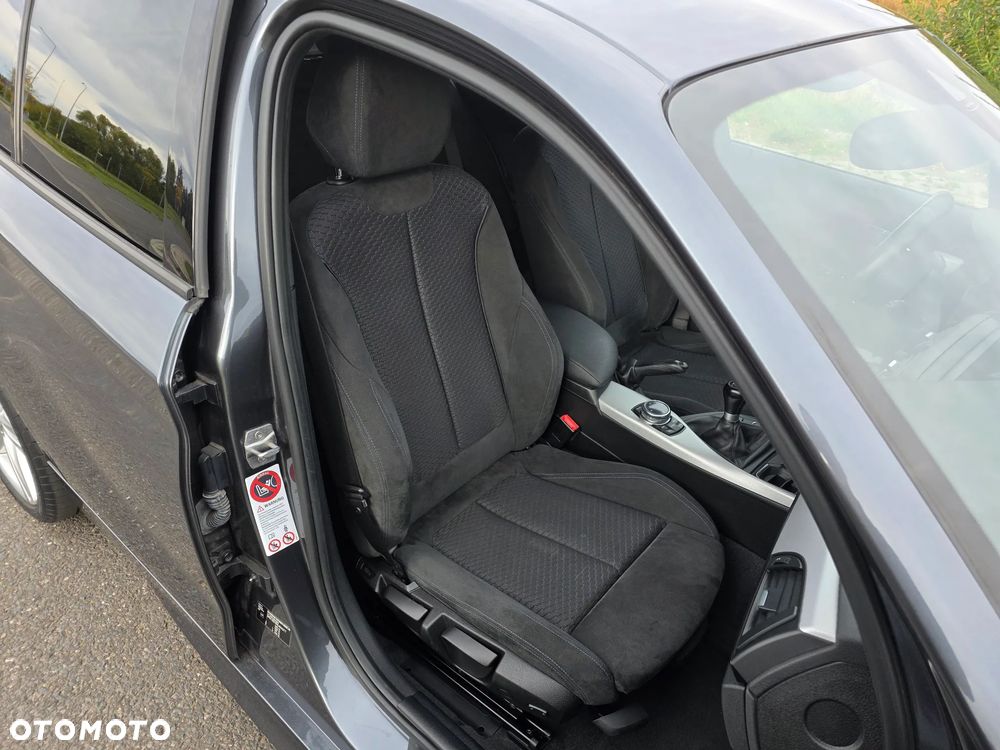 BMW Seria 1 120d xDrive BluePerformance Sport Line - 11