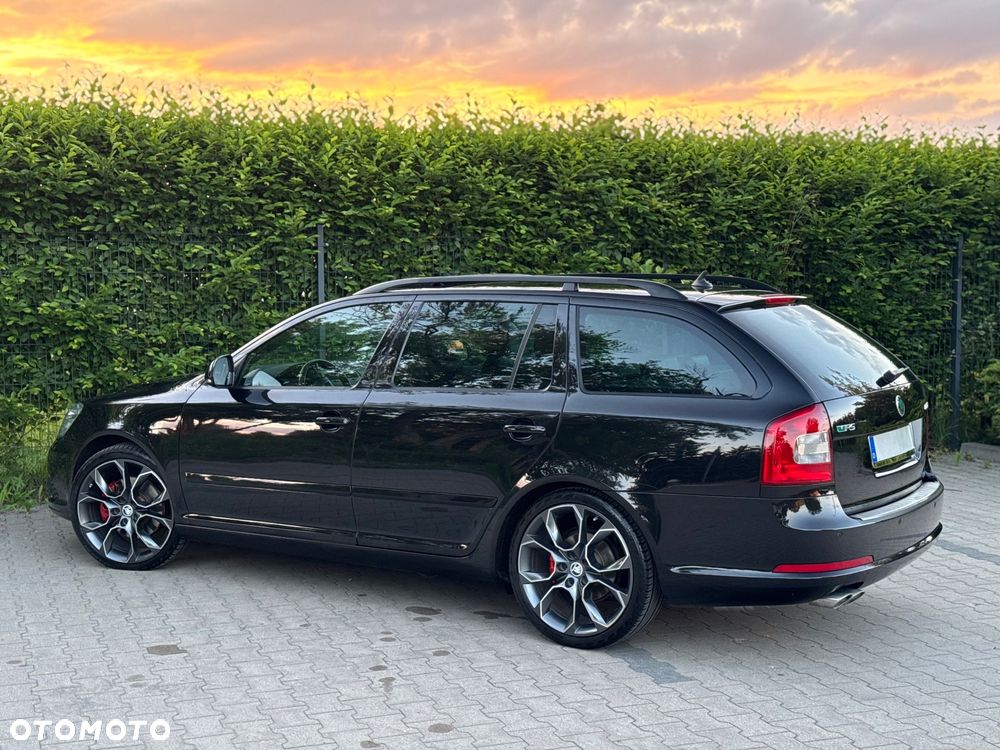Skoda Octavia 2.0 TDI CR DPF DSG RS - 14