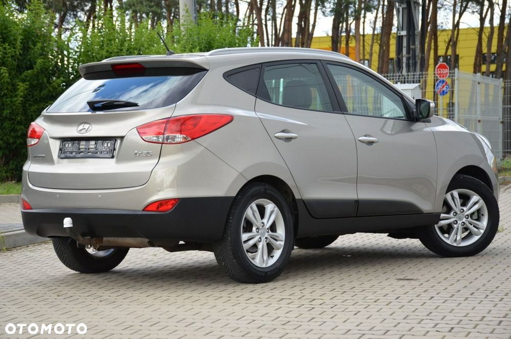 Hyundai ix35 - 11