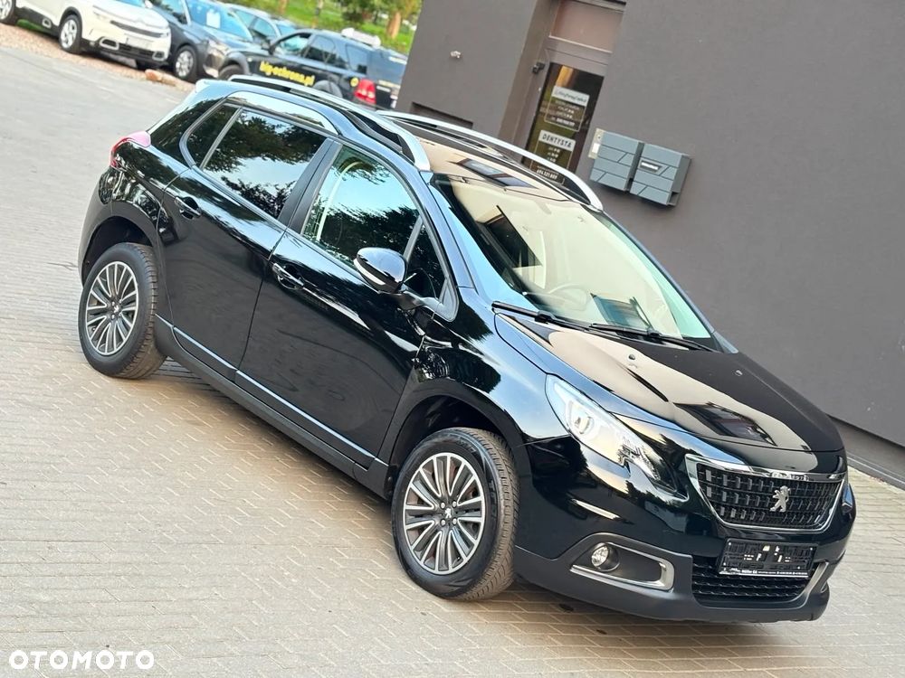 Peugeot 2008 1.2 Pure Tech Active S&S - 9
