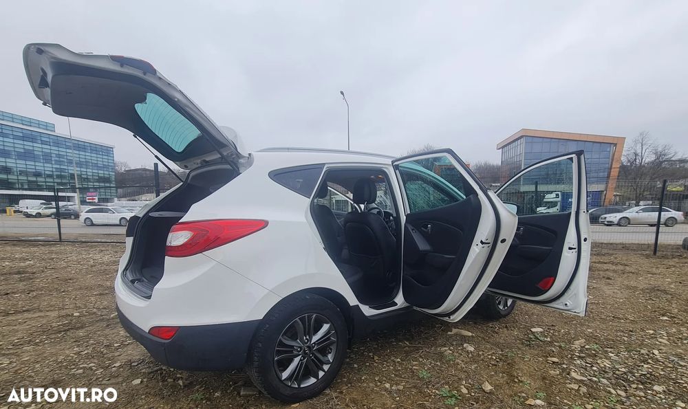 Hyundai ix35 2.0 CRDI 4WD Automatik Style - 17