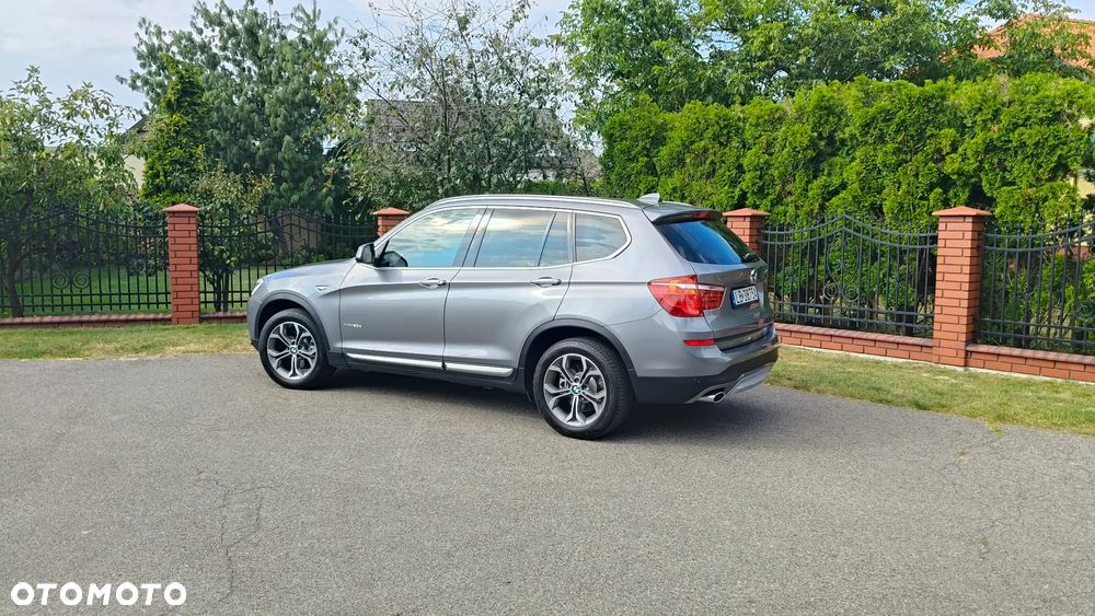 BMW X3 xDrive20d Luxury Line - 17