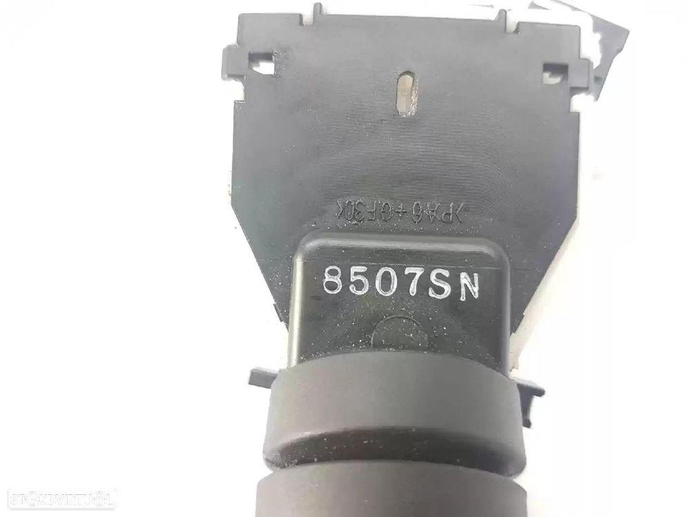 COMANDO LIMPA-VIDROS NISSAN PATHFINDER III 2008 -25260EB60A - 4