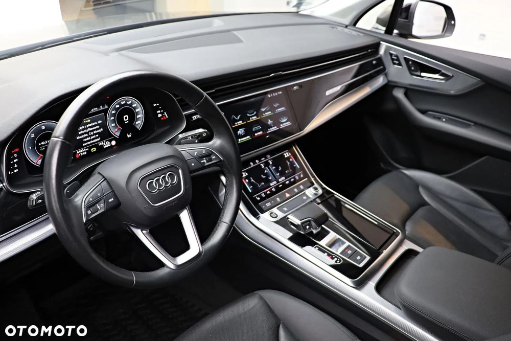 Audi Q7 - 24