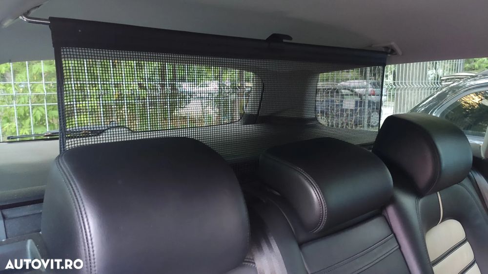Volkswagen Passat Variant 2.0 TDI DPF DSG Individual - 11