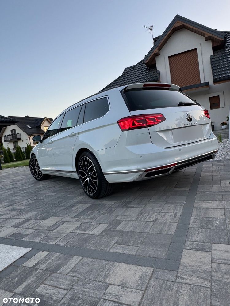 Volkswagen Passat 2.0 TDI EVO Elegance DSG - 28