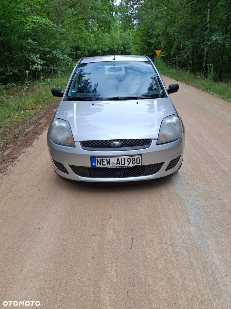 Ford Fiesta - 2