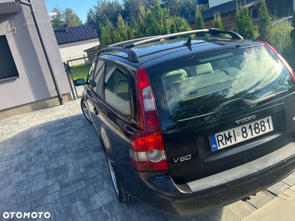 Volvo V50 - 4
