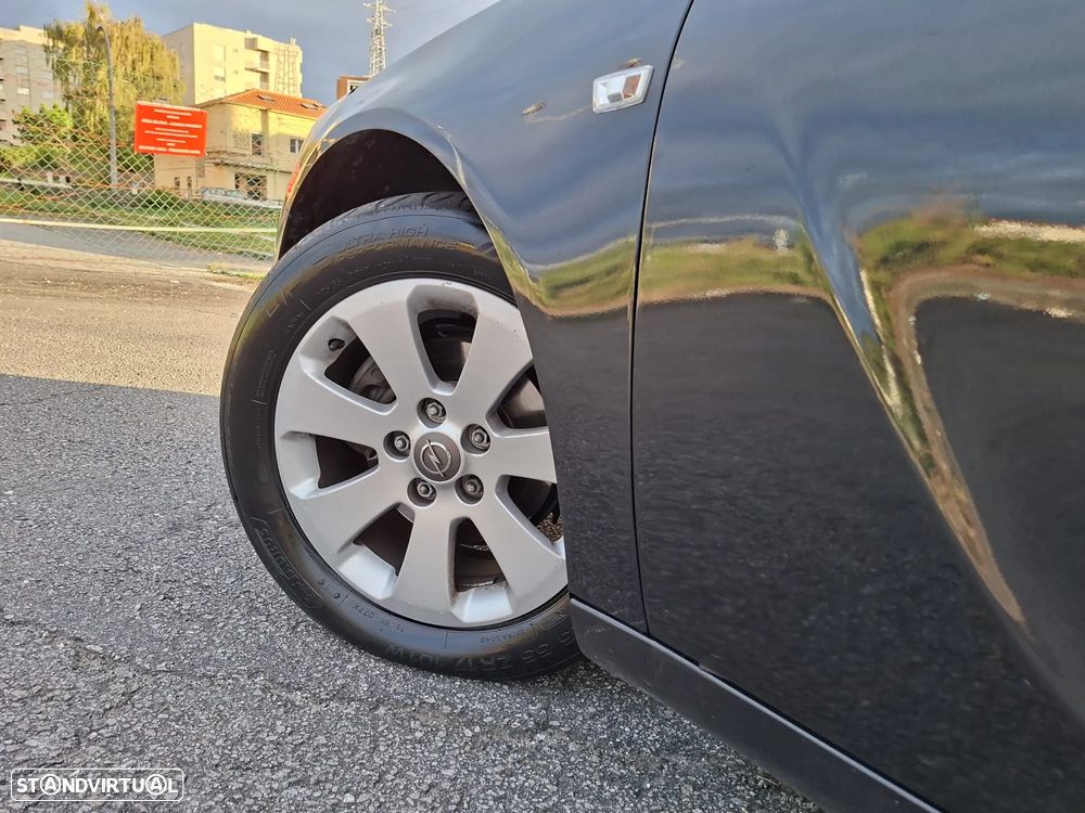 Opel Insignia 2.0 CDTi Cosmo ecoFLEX - 16