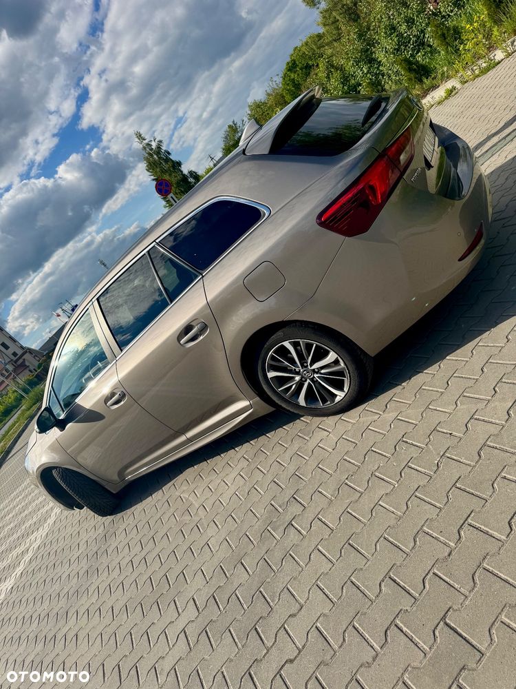 Toyota Avensis 2.0 D-4D Prestige - 24