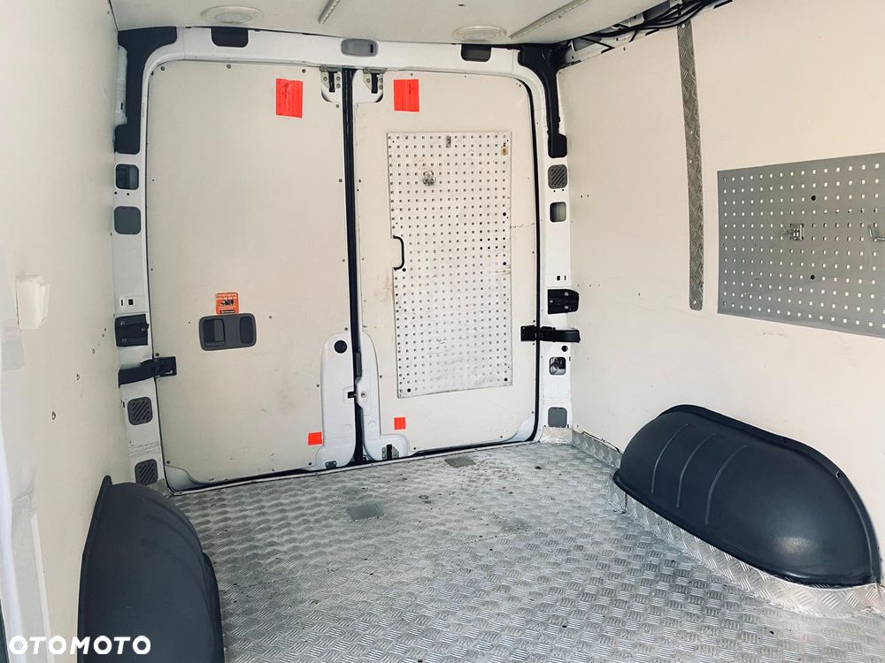 Mercedes-Benz SPRINTER - 29