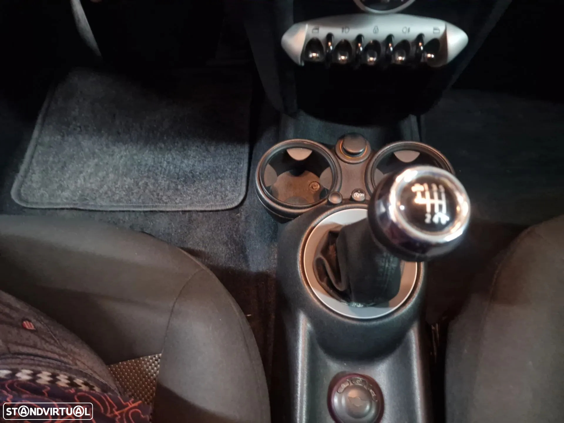 MINI 3 Portas Cooper D - 9