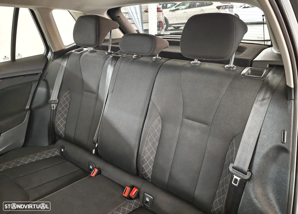 Skoda Kamiq 1.0 TSI Ambition DSG - 23