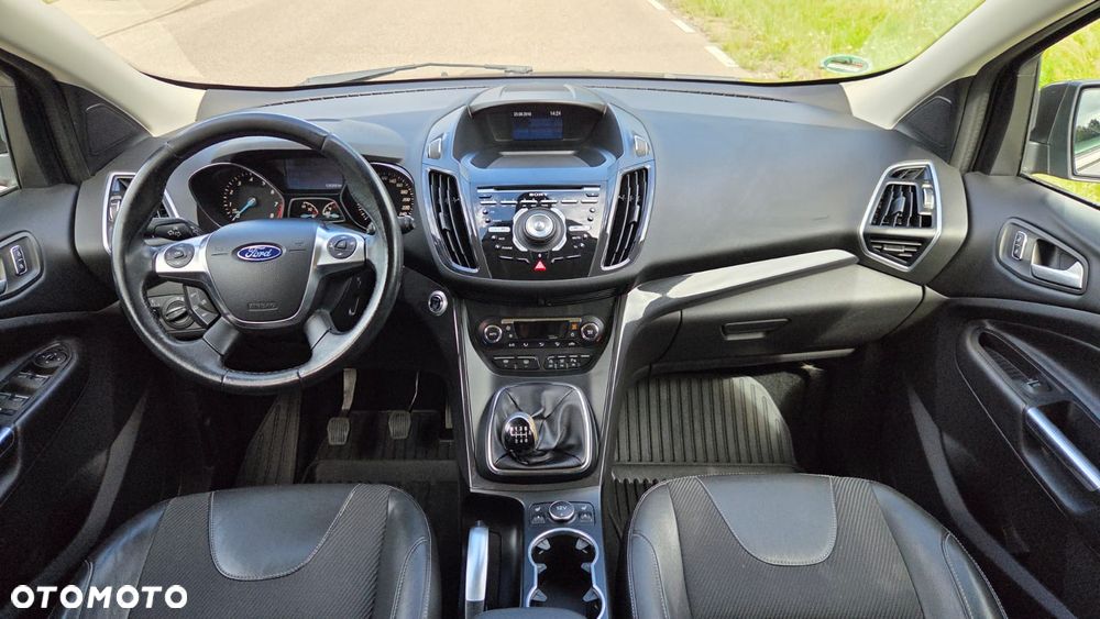Ford Kuga - 8