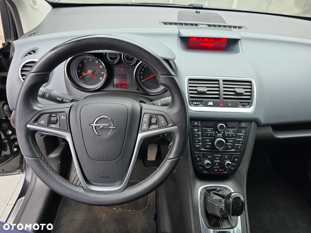 Opel Meriva - 18