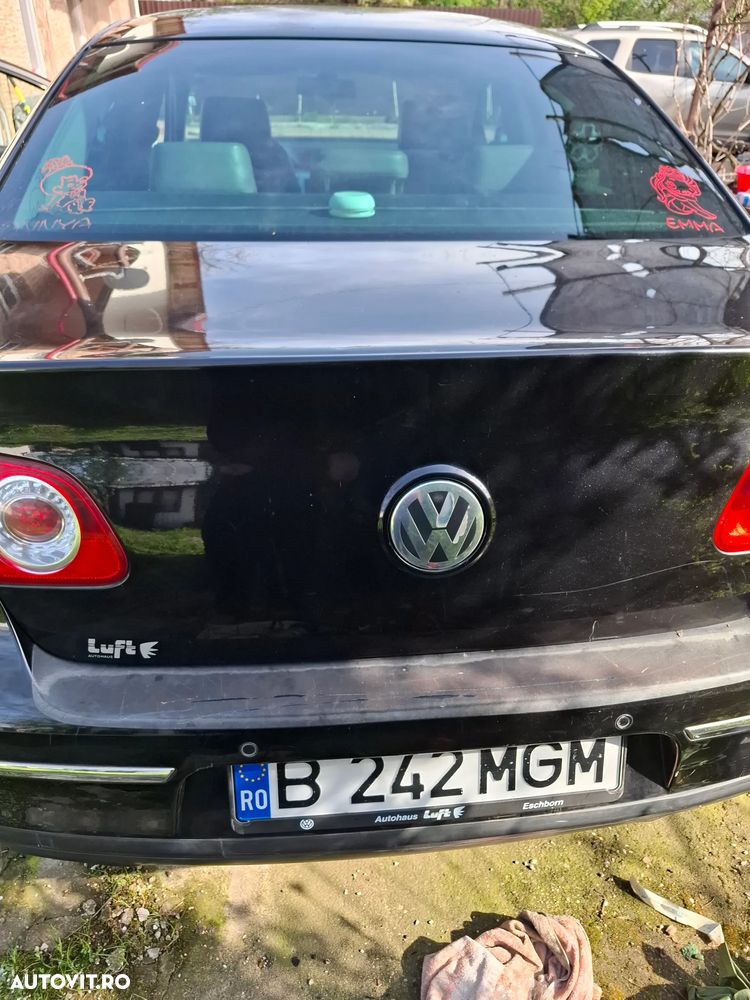 Volkswagen Passat 2.0 TDI Highline - 21