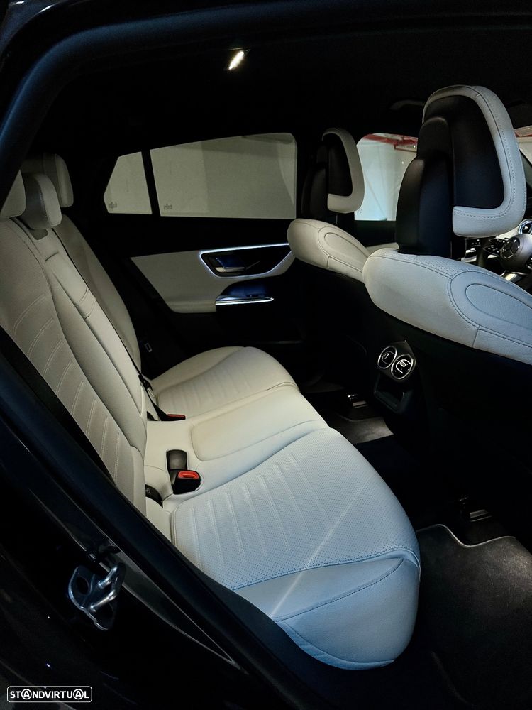 Mercedes-Benz GLC 300 de Coupe 4Matic - 18