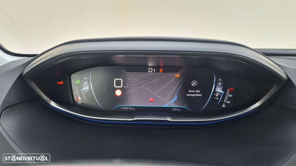 Peugeot 5008 1.6 BlueHDi Allure EAT6 - 17