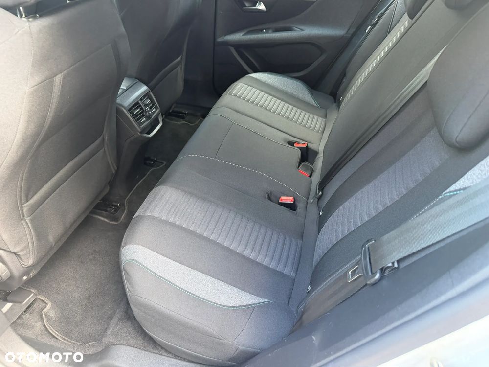 Peugeot 3008 1.6 PureTech Hybrid PHEV Active Pack S&S EAT8 - 12