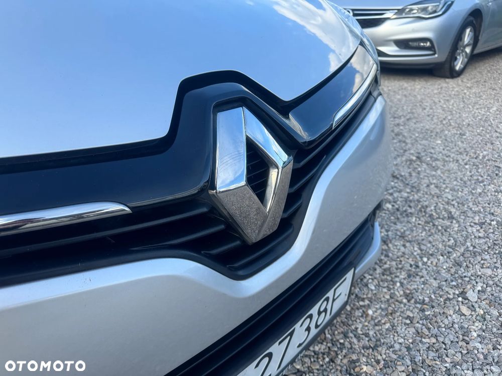Renault Clio 0.9 TCe Limited - 32