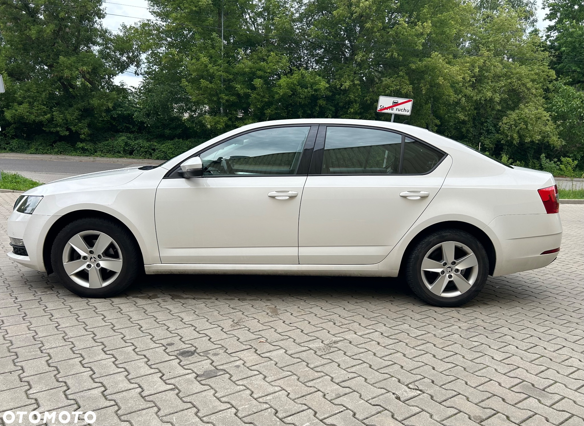 Skoda Octavia 1.6 TDI Ambition - 4