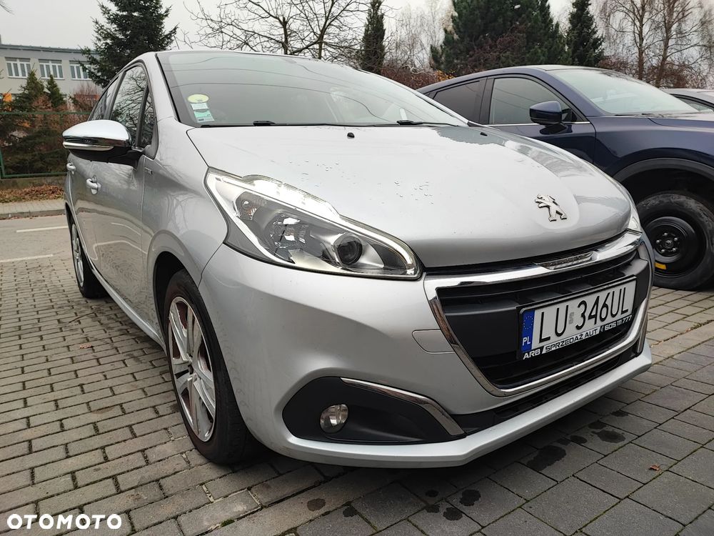 Peugeot 208 1.6 BlueHDi Allure S&S - 1