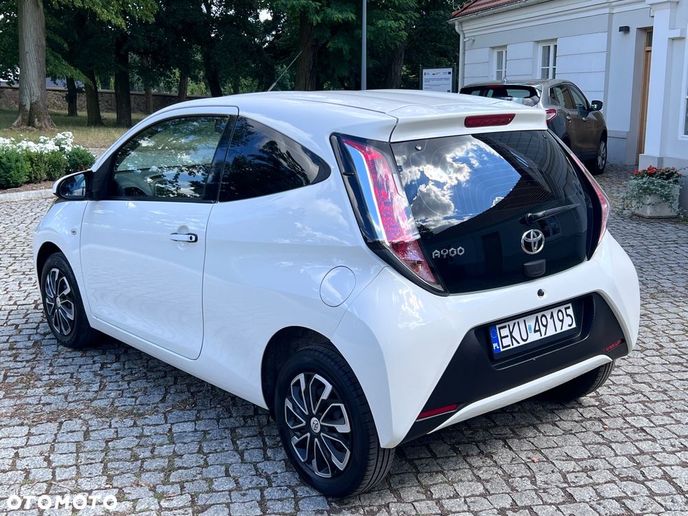 Toyota Aygo x - 9