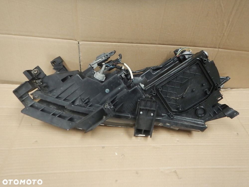 LAMPA PRZOD PRAWA MAZDA 6 GH LIFT 07-12 KPL - 10