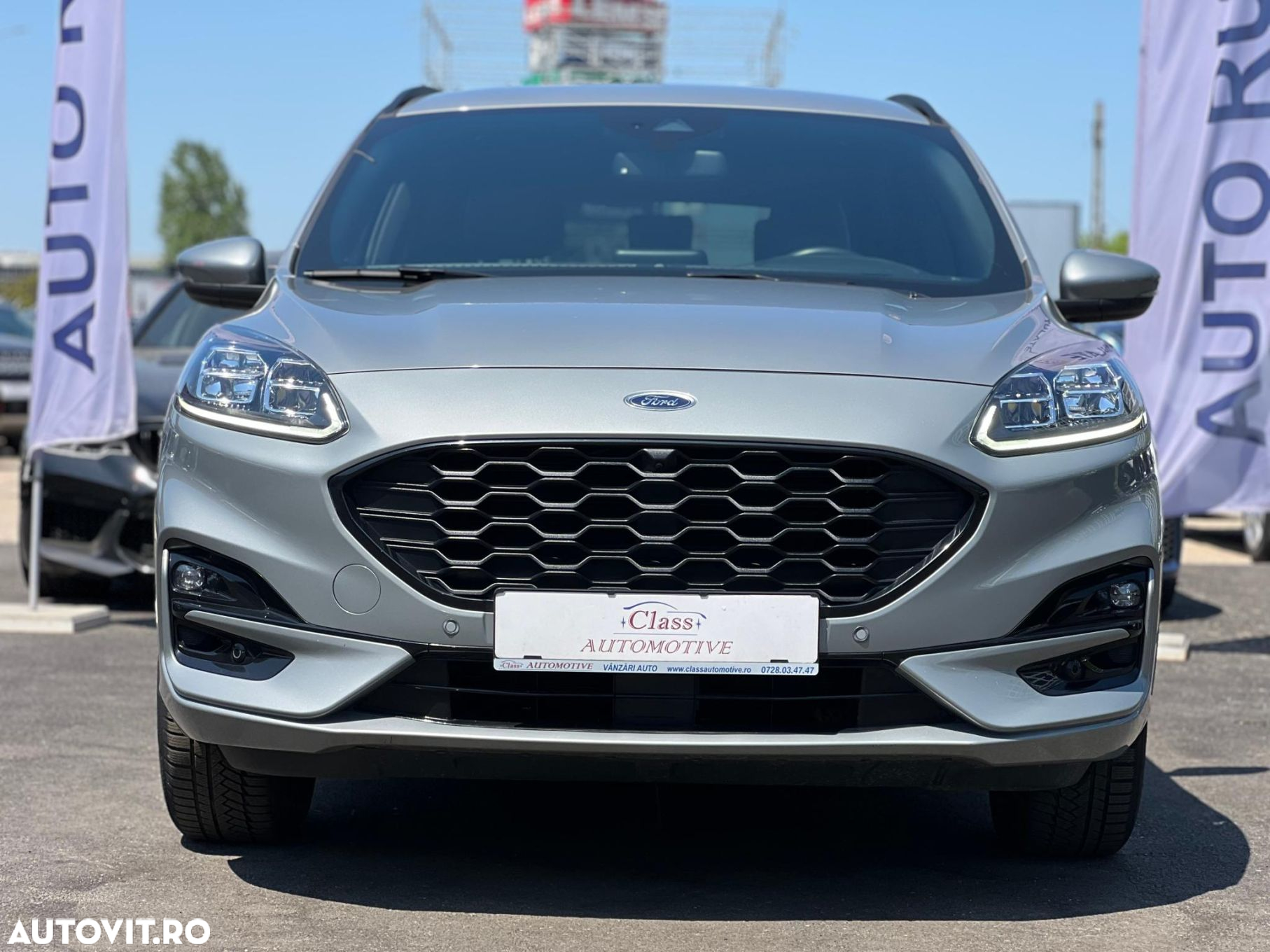 Ford Kuga 2.5 Duratec FHEV 4x4 ST-LINE X - 2