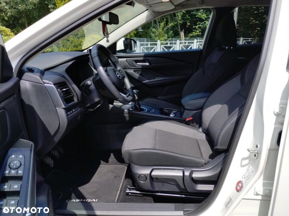 Nissan Qashqai - 14