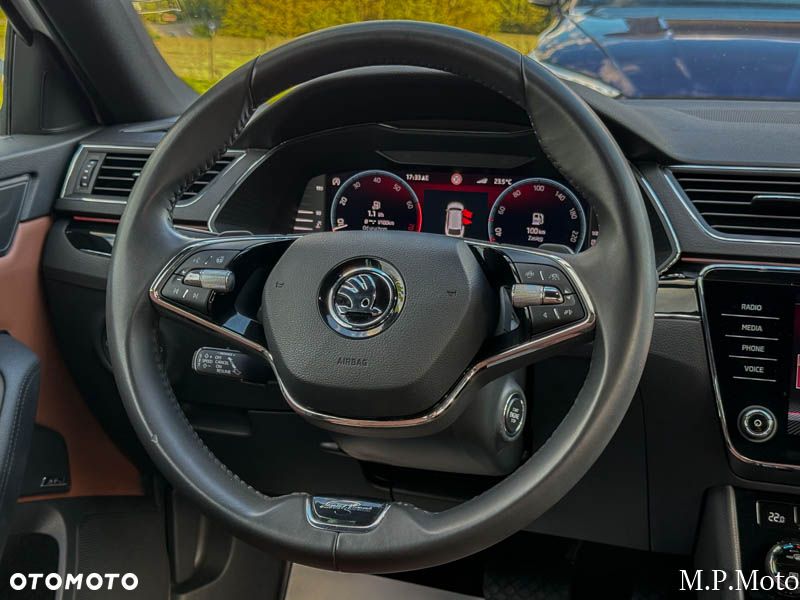 Skoda Superb 2.0 TSI 4x4 DSG L&K - 27