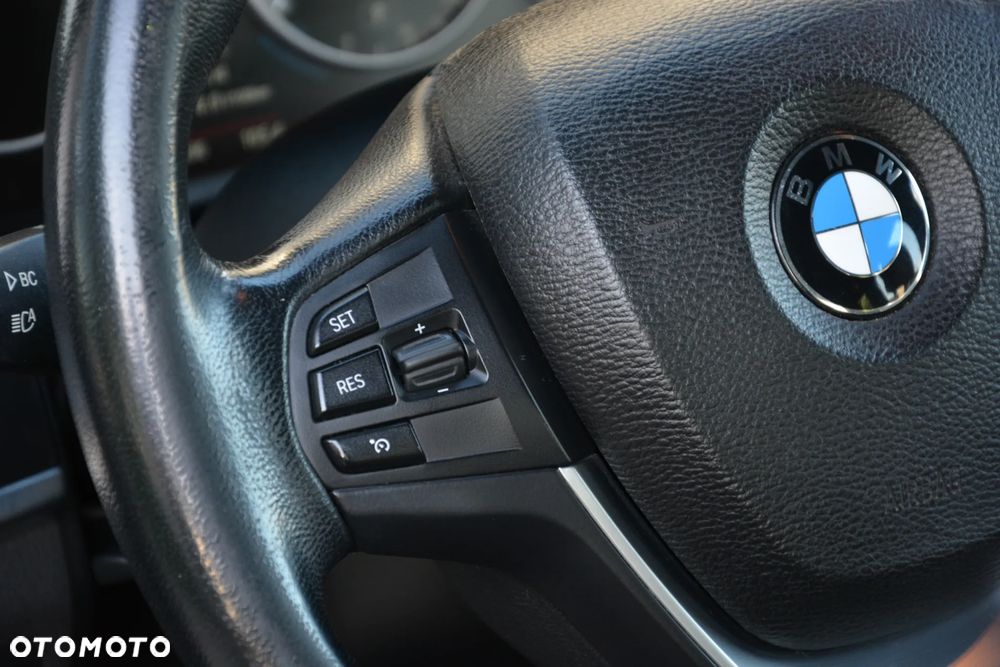 BMW X3 xDrive20d - 23