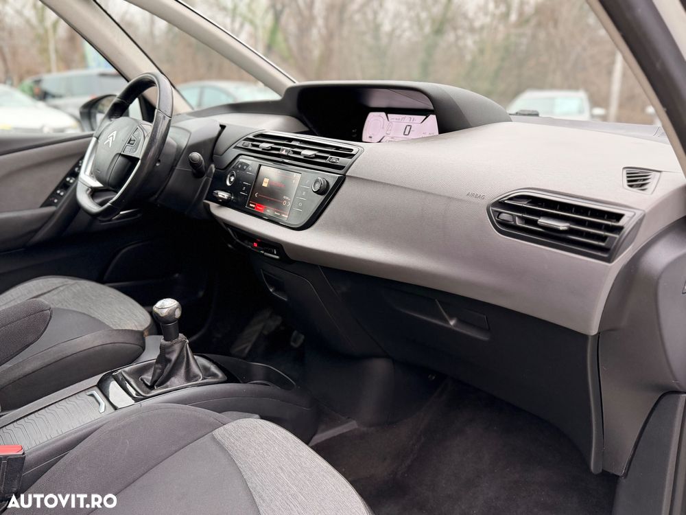Citroën C4 Picasso - 11