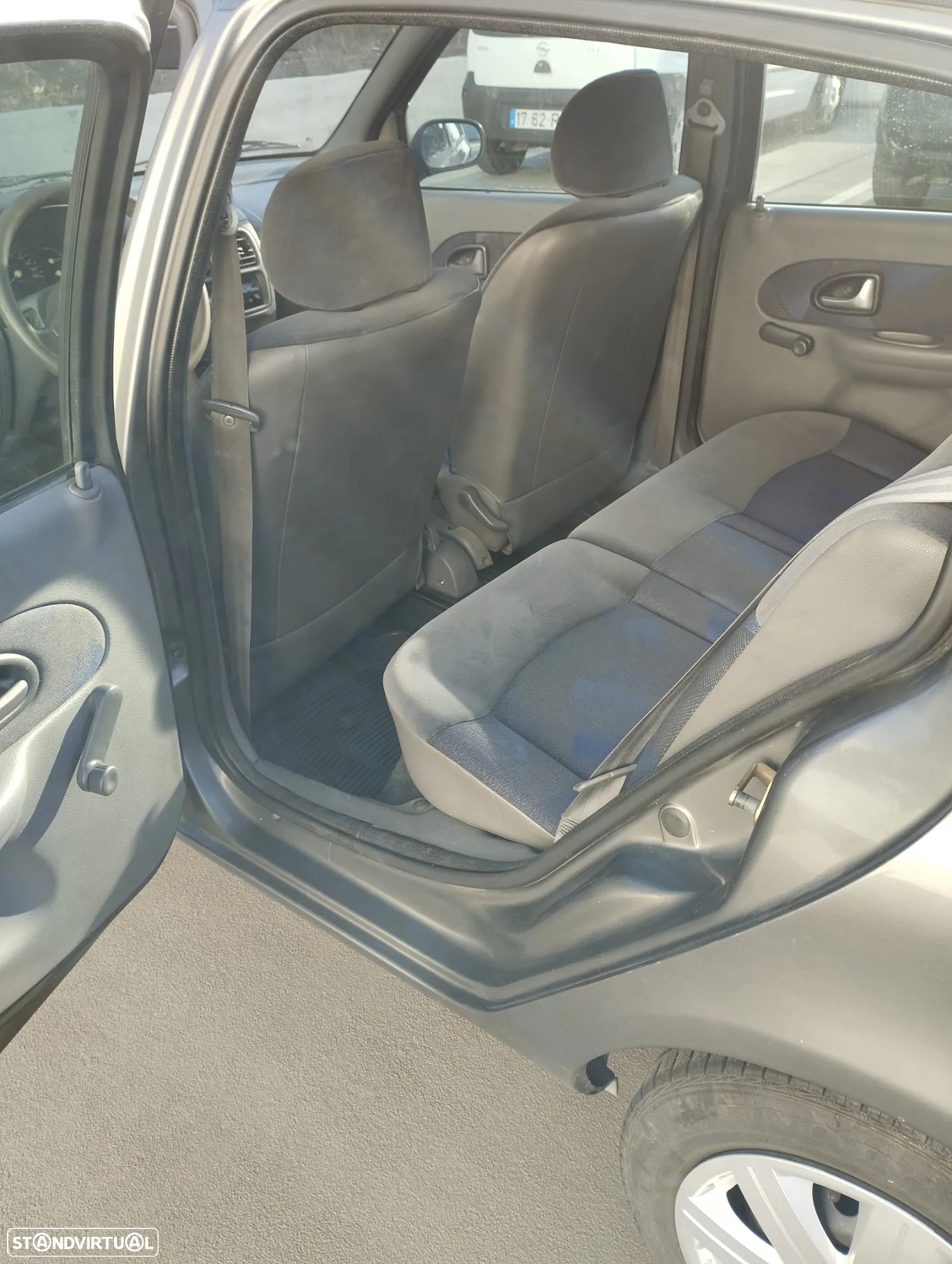 Renault Clio 1.2 RL - 4