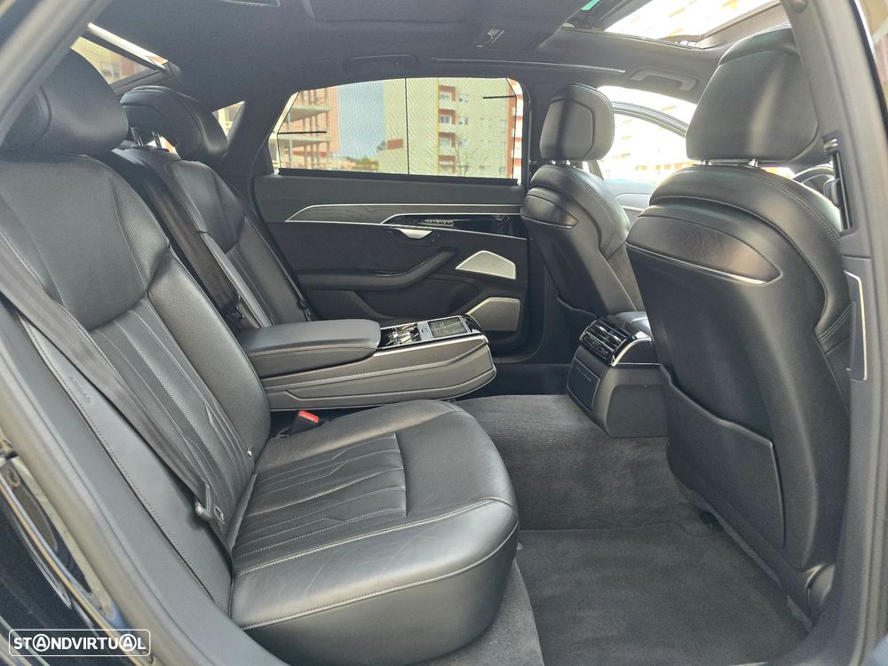 Audi A8 3.0 TDI V6 quattro Tiptronic Longo - 28