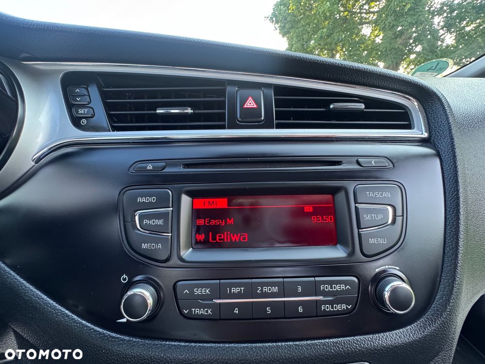 Kia Ceed - 20