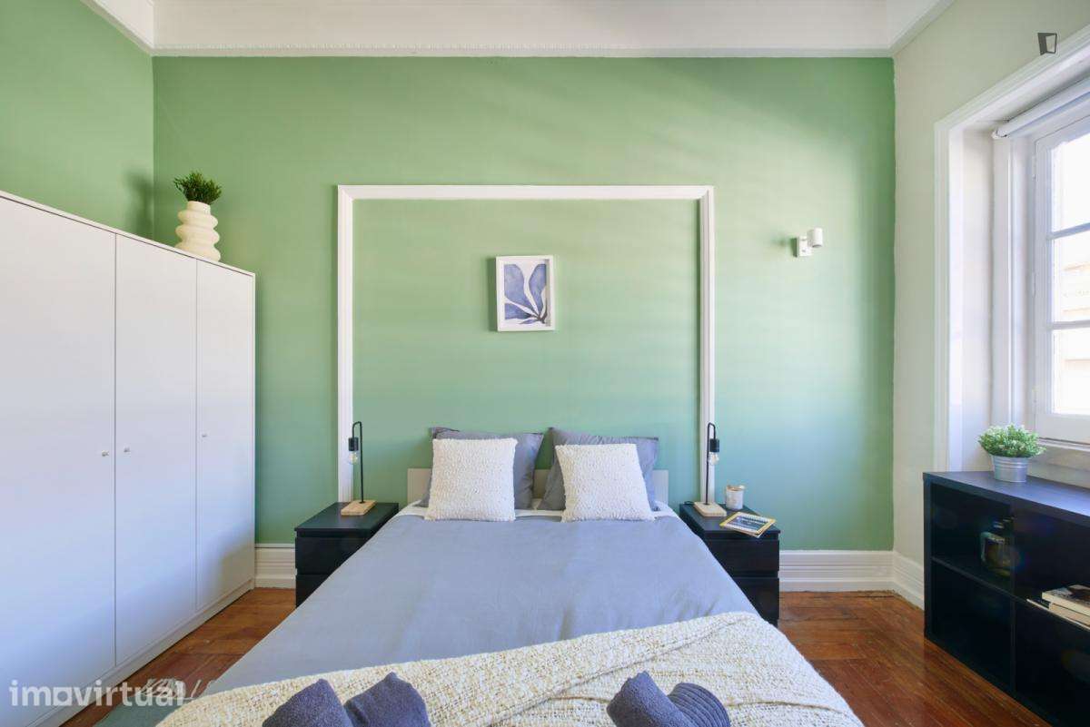 Quarto - localizado em Marquês de Pombal Lisbon - Grande imagem: 4/55