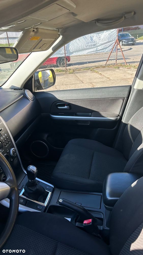 Suzuki Grand Vitara 1.9 DDiS - 5