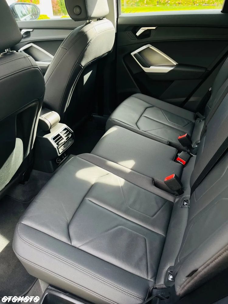 Audi Q3 - 19