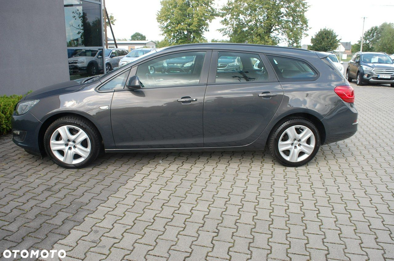 Opel Astra - 16