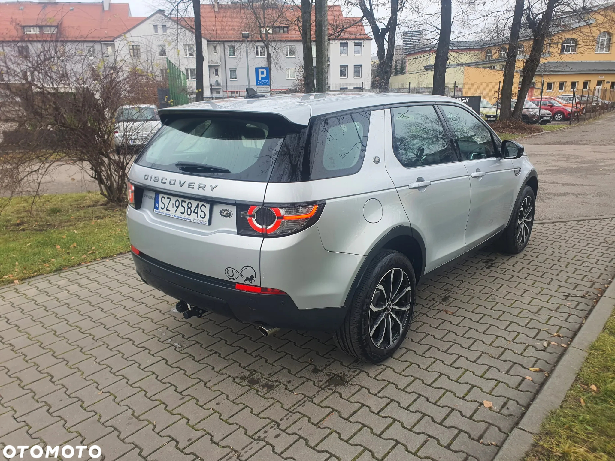 Land Rover Discovery Sport 2.0 TD4 Pure - 8