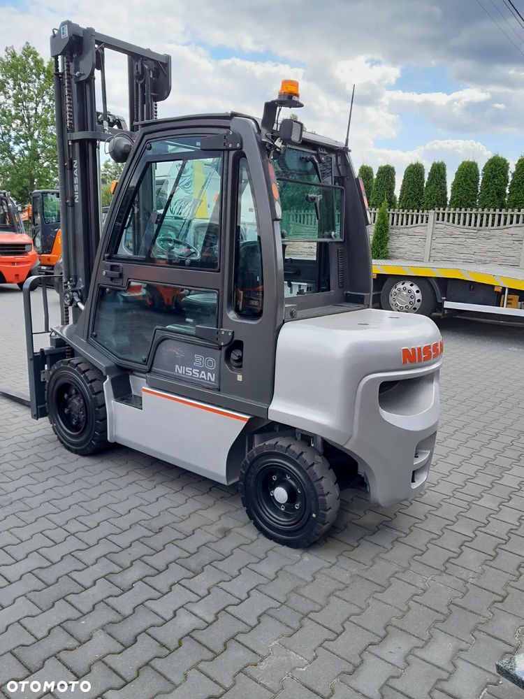 Nissan YG1D2A30Q - 2