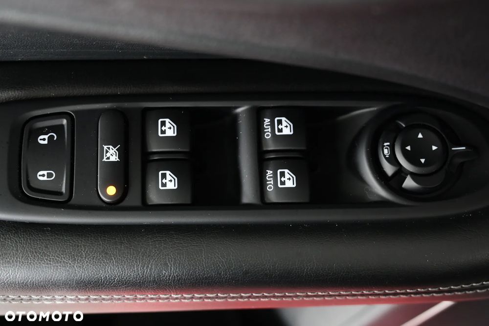 Jeep Compass 1.3 TMair Night Eagle FWD S&S DDCT - 33
