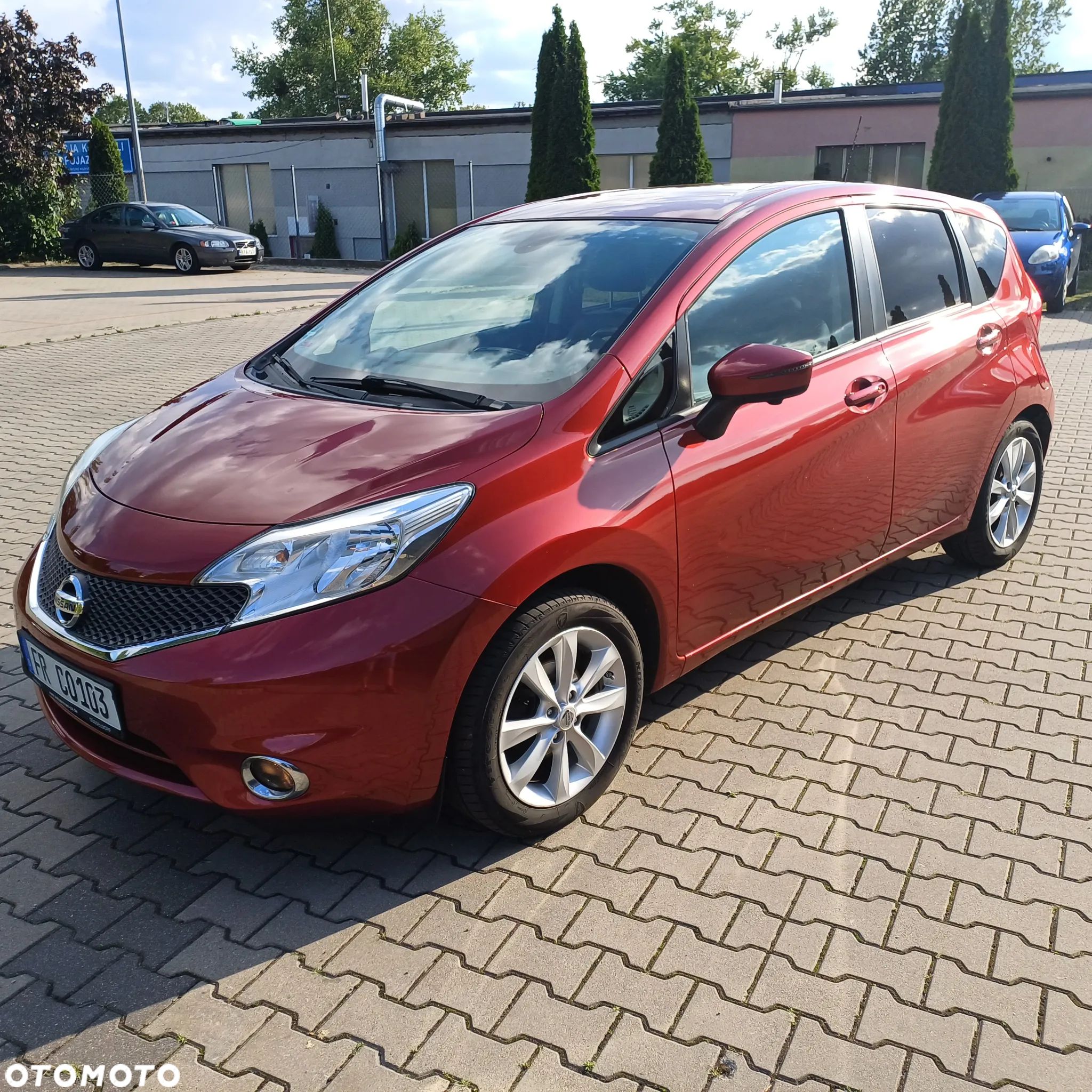 Nissan Note 1.2 DIG-S Tekna EU6 - 1