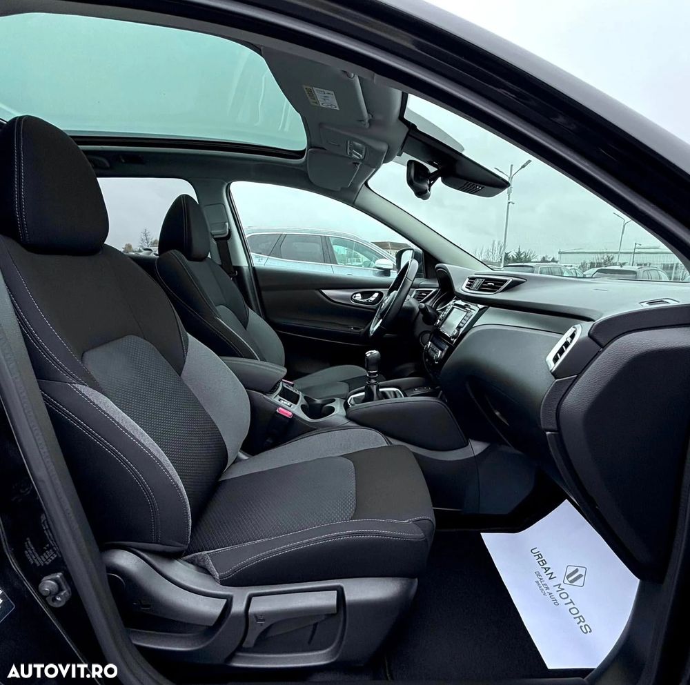 Nissan Qashqai 1.6 DCI Start/Stop Tekna - 16