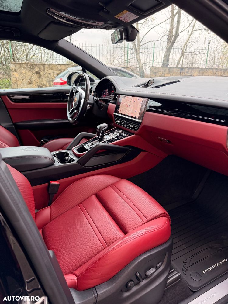 Porsche Cayenne Coupe - 8