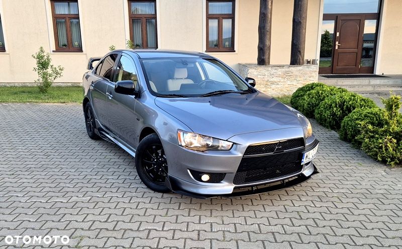 Mitsubishi Lancer 1.6 Invite - 25