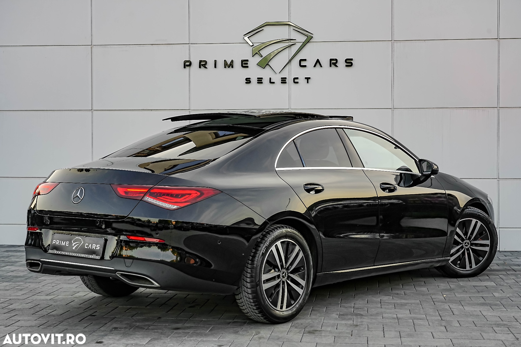 Mercedes-Benz CLA 180 7G-DCT Special Edition - 4